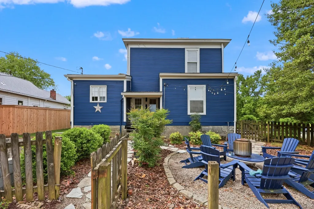 102 E 4th Street Frankfort KY 40601