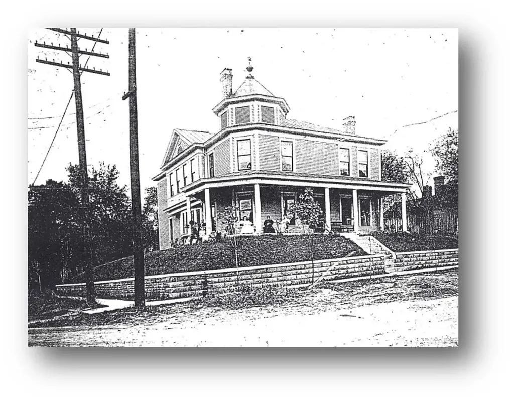 102 E 4th Street Frankfort KY 40601