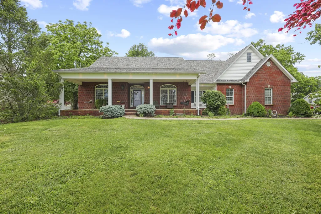 1869 Clintonville Road Paris KY 40361