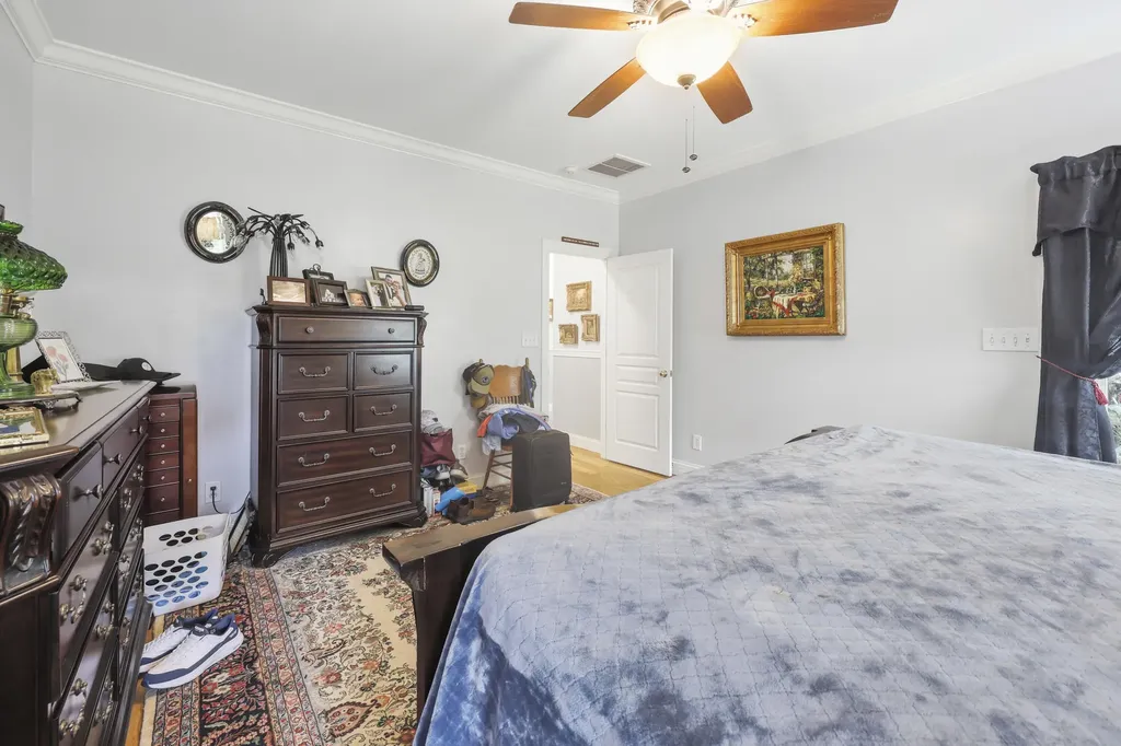 1869 Clintonville Road Paris KY 40361