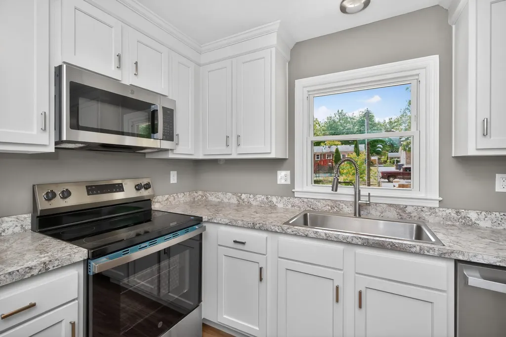 374 Gawaine Drive Lexington KY 40517