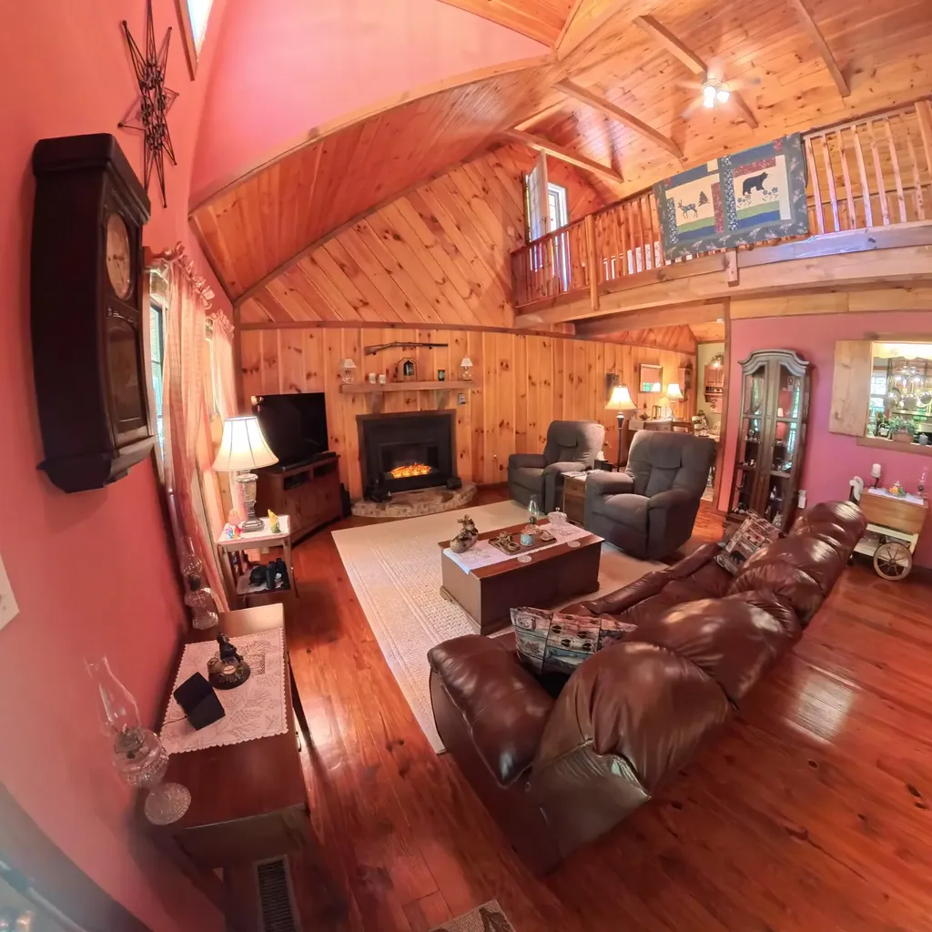 195 Kennedy Lane Whitley City KY 42653