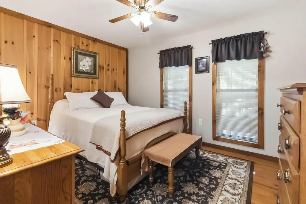 195 Kennedy Lane Whitley City KY 42653
