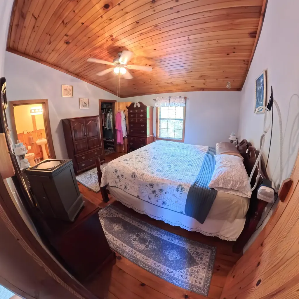 195 Kennedy Lane Whitley City KY 42653
