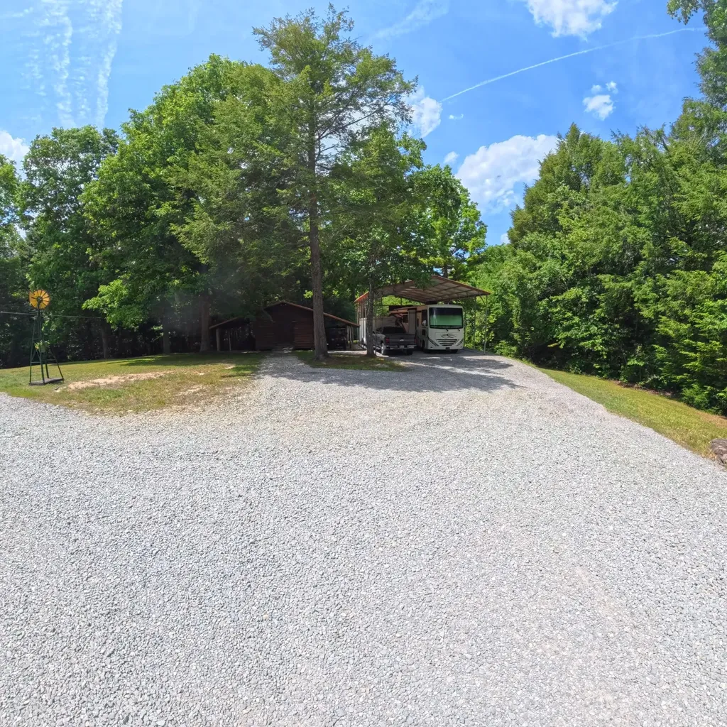 195 Kennedy Lane Whitley City KY 42653