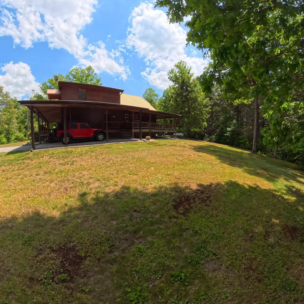 195 Kennedy Lane Whitley City KY 42653