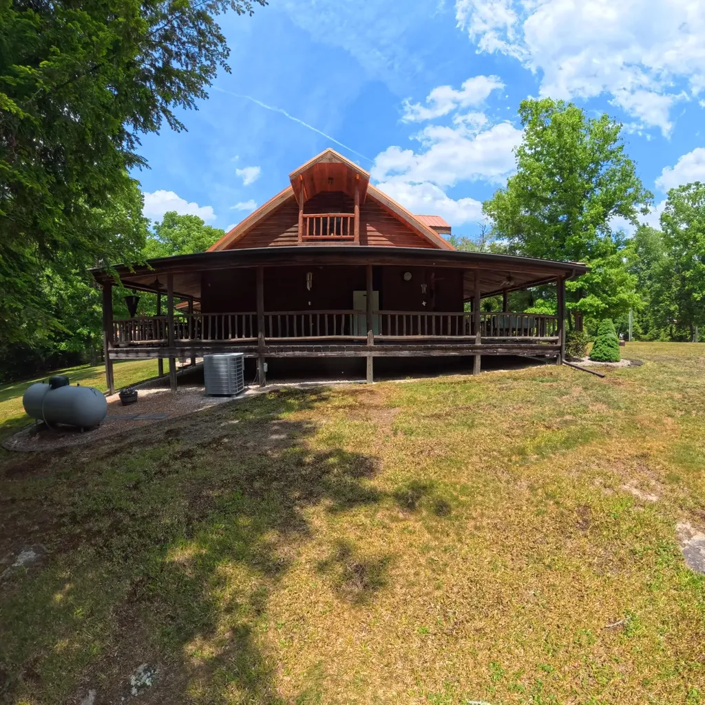 195 Kennedy Lane Whitley City KY 42653