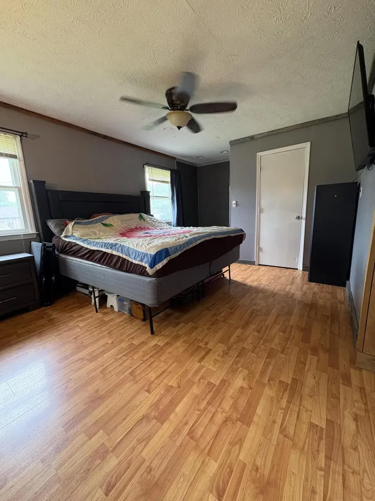 110 Hensley Heights Harrodsburg KY 40330