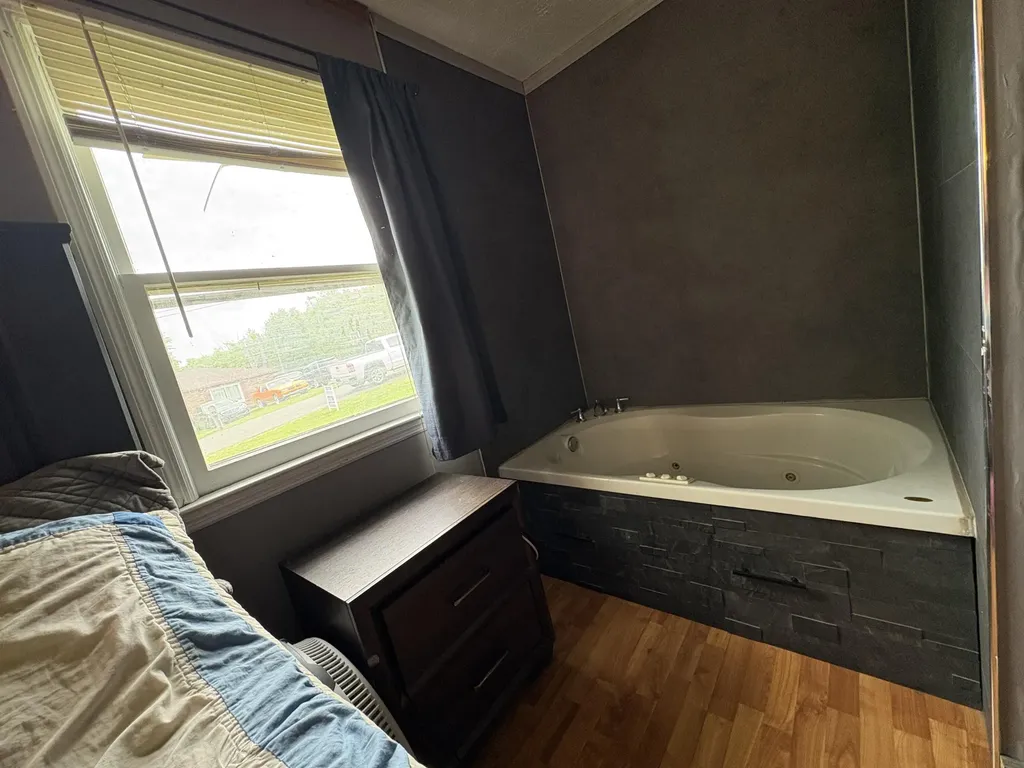 110 Hensley Heights Harrodsburg KY 40330