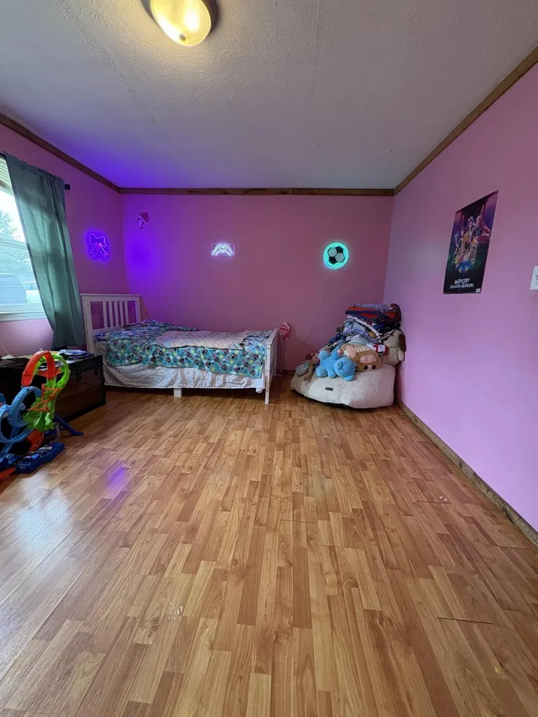 110 Hensley Heights Harrodsburg KY 40330
