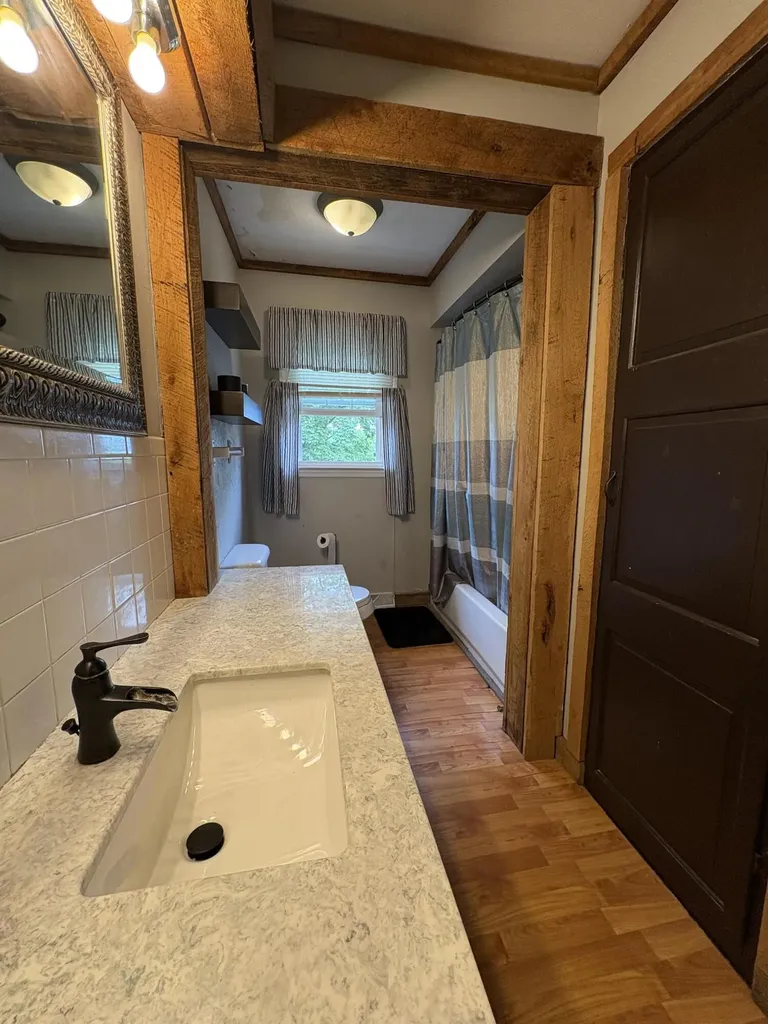 110 Hensley Heights Harrodsburg KY 40330