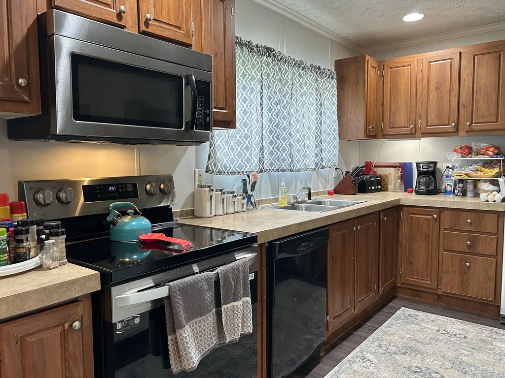 134 Red Bone Lane Orlando KY 40460