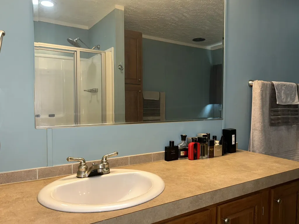 134 Red Bone Lane Orlando KY 40460