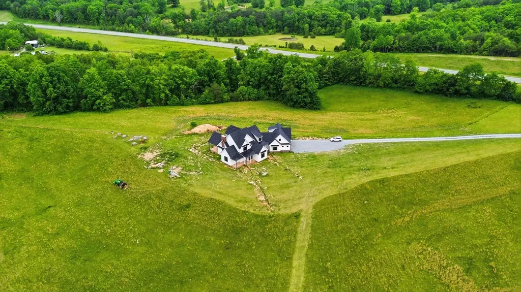 7511 John Sims Highway Crab Orchard KY 40419