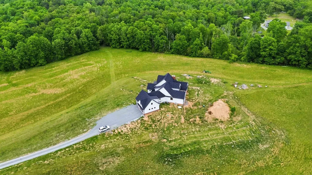 7511 John Sims Highway Crab Orchard KY 40419