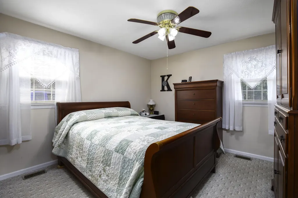 843 Kingsway Drive Versailles KY 40383