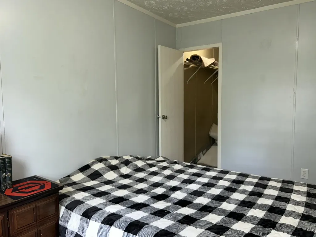 106 Red Bone Lane Orlando KY 40460