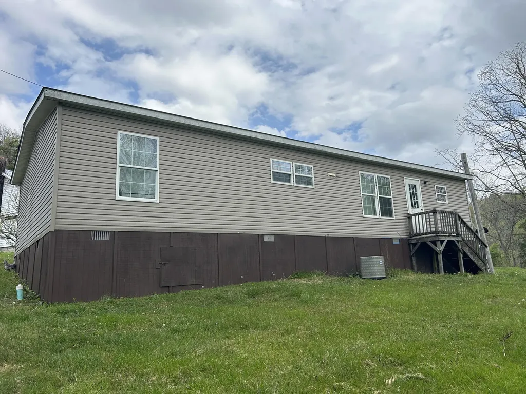 106 Red Bone Lane Orlando KY 40460