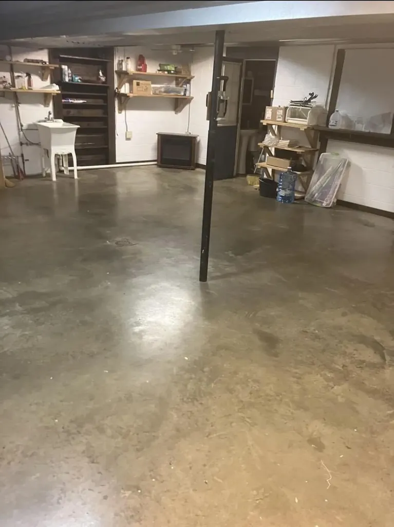 41 Woodland Paintsville KY 41240
