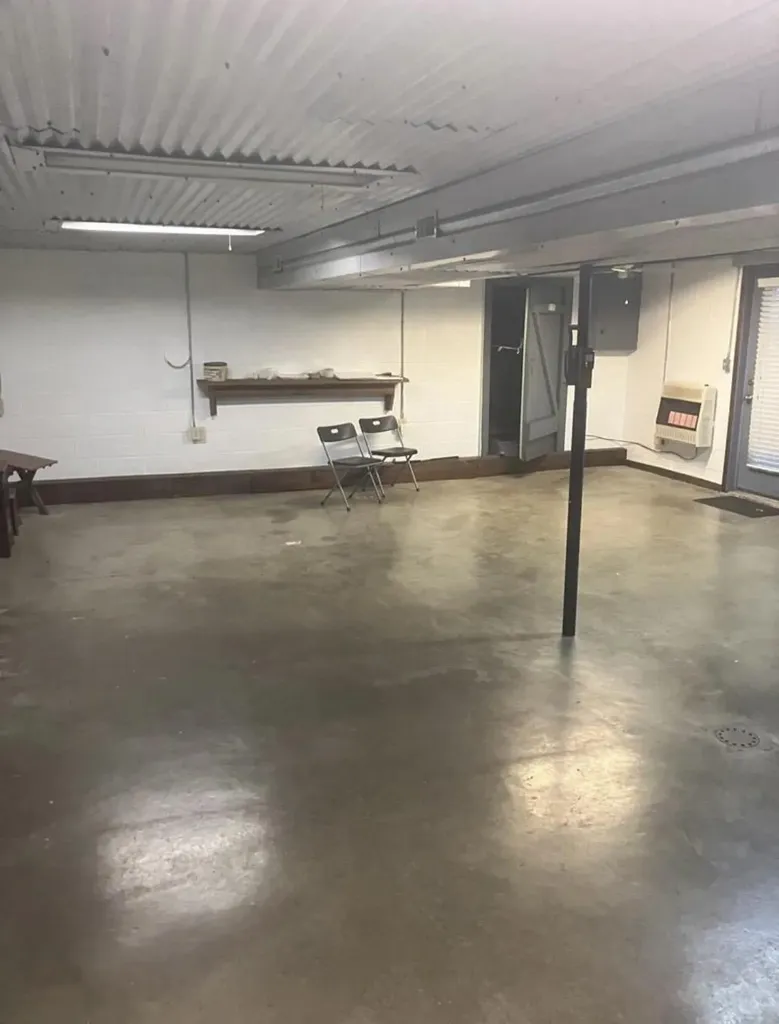 41 Woodland Paintsville KY 41240