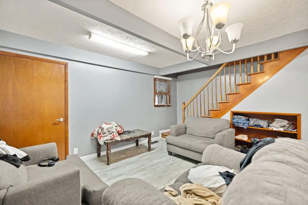 41 Woodland Paintsville KY 41240