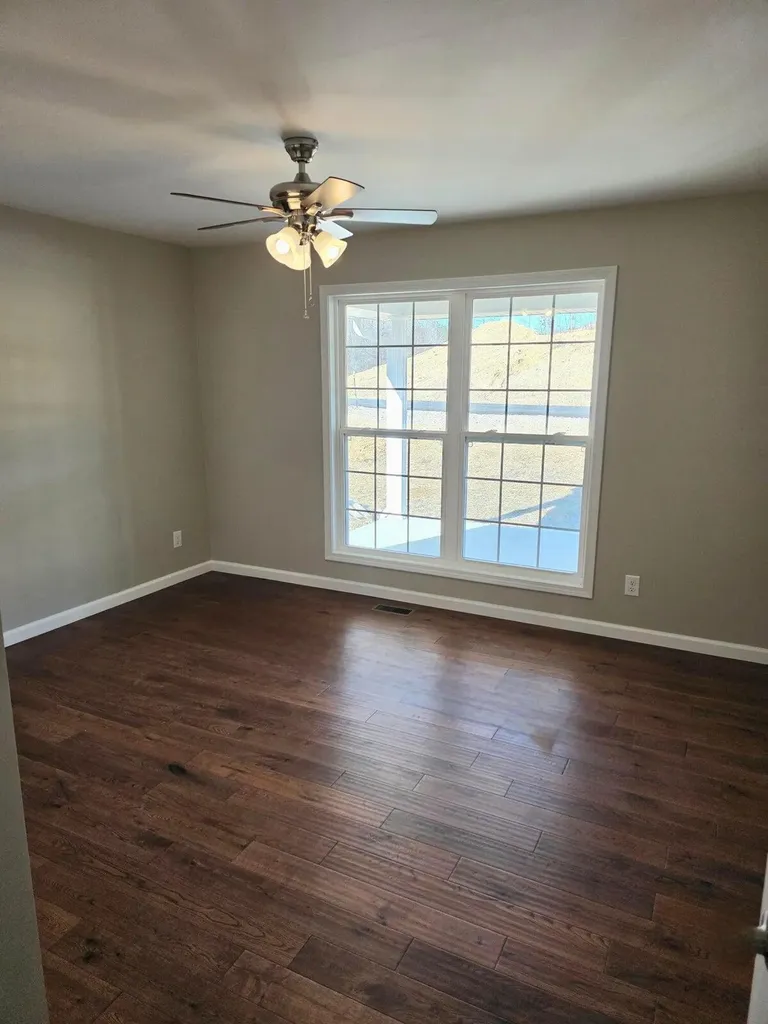 76 Emily Lane London KY 40744