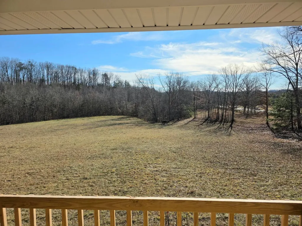 76 Emily Lane London KY 40744
