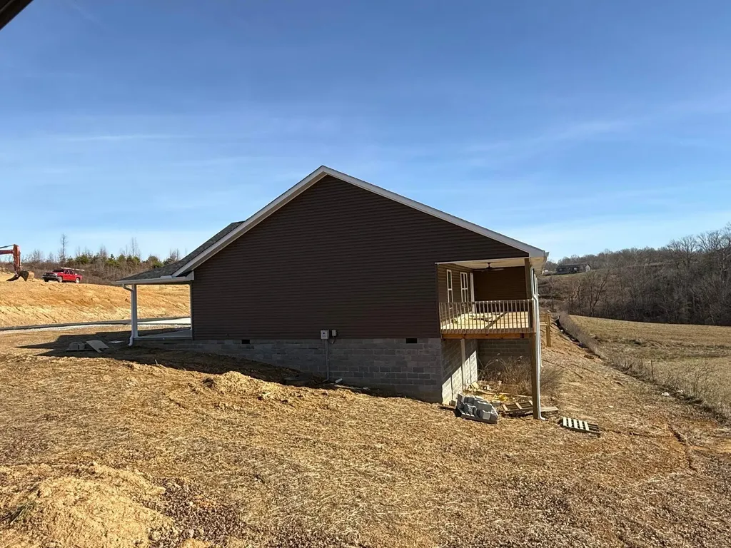 76 Emily Lane London KY 40744