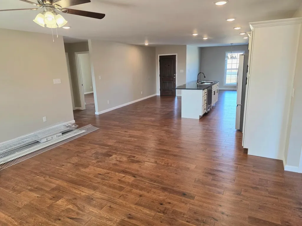 76 Emily Lane London KY 40744