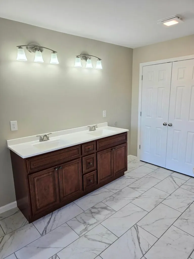 54 Emily Lane London KY 40744