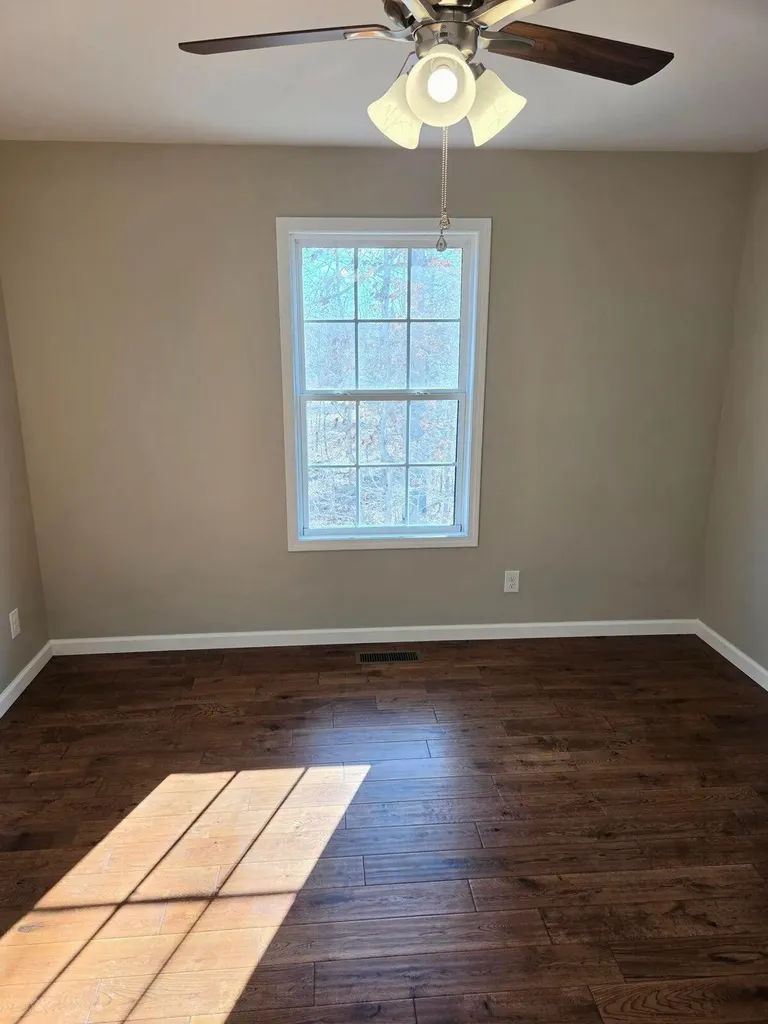 54 Emily Lane London KY 40744