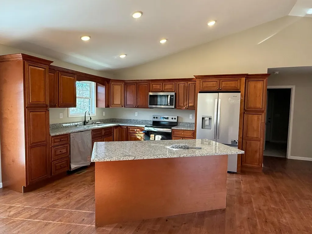 54 Emily Lane London KY 40744