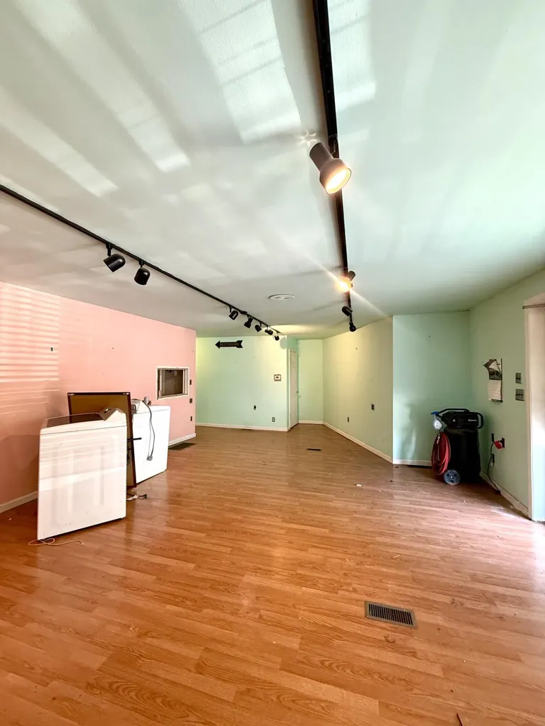 2428 Big Hill Road Berea KY 40403