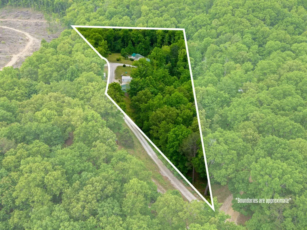 2585 Hazel Patch Road East Bernstadt KY 40729