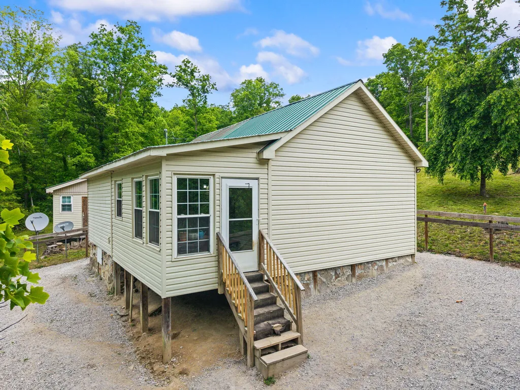 2585 Hazel Patch Road East Bernstadt KY 40729