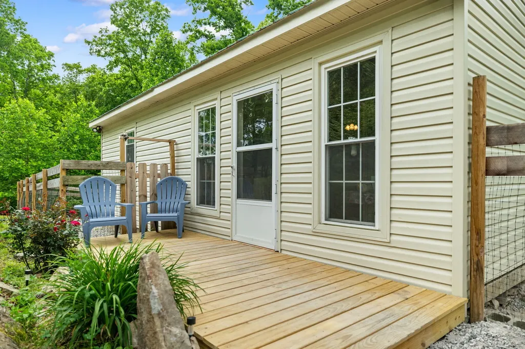 2585 Hazel Patch Road East Bernstadt KY 40729