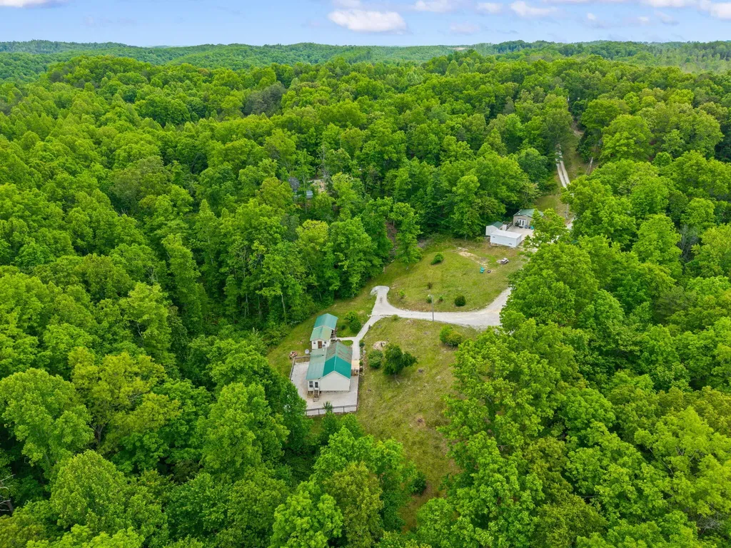 2585 Hazel Patch Road East Bernstadt KY 40729