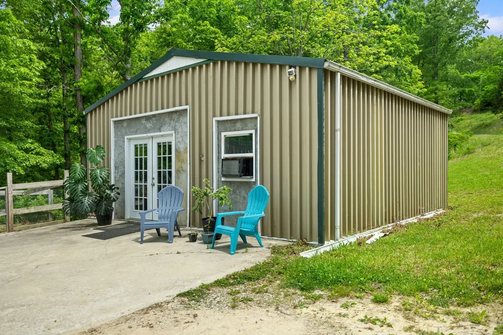 2585 Hazel Patch Road East Bernstadt KY 40729