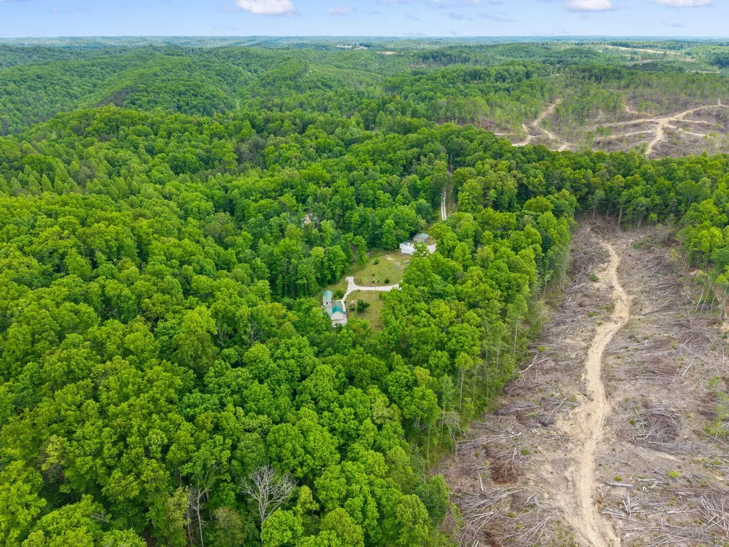 2585 Hazel Patch Road East Bernstadt KY 40729