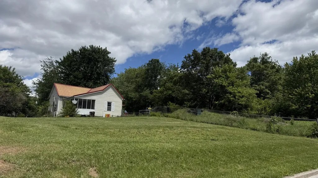 203 Broadway Street Somerset KY 42501