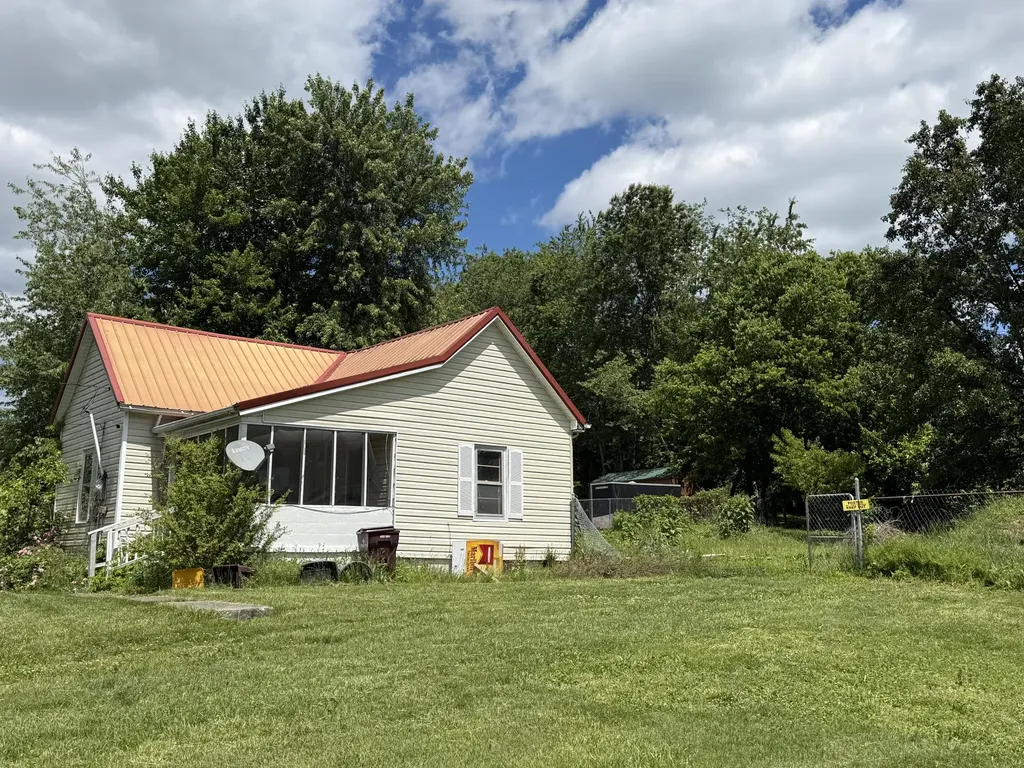 203 Broadway Street Somerset KY 42501