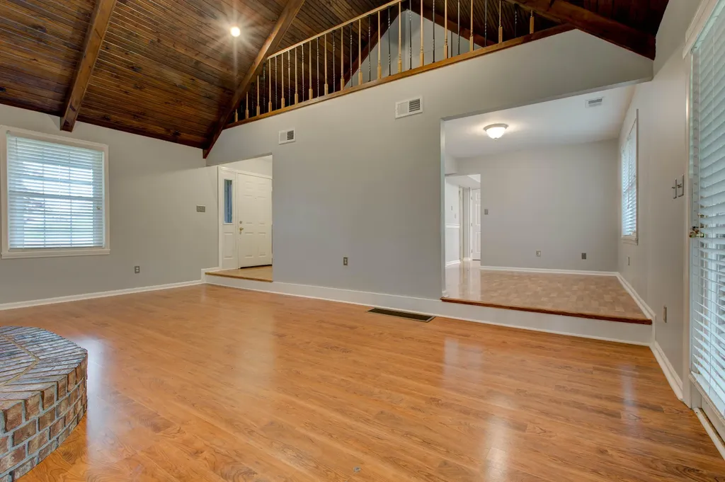 459 Missionary Lane Mt Sterling KY 40353