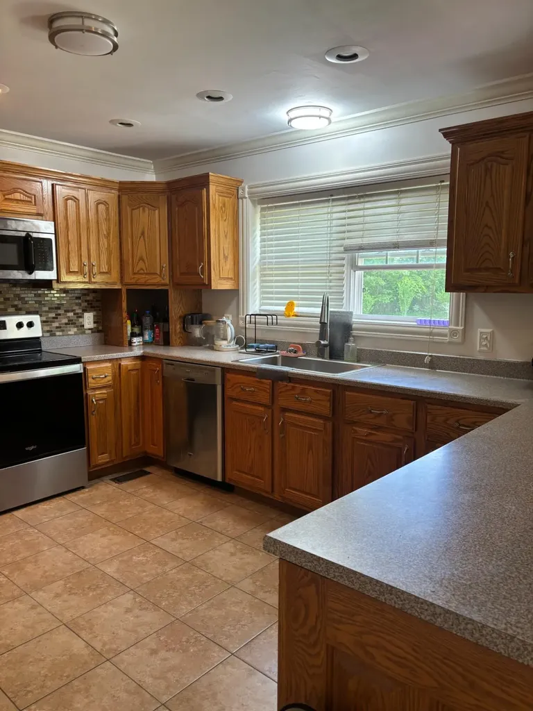 55 Fox Trail London KY 40744