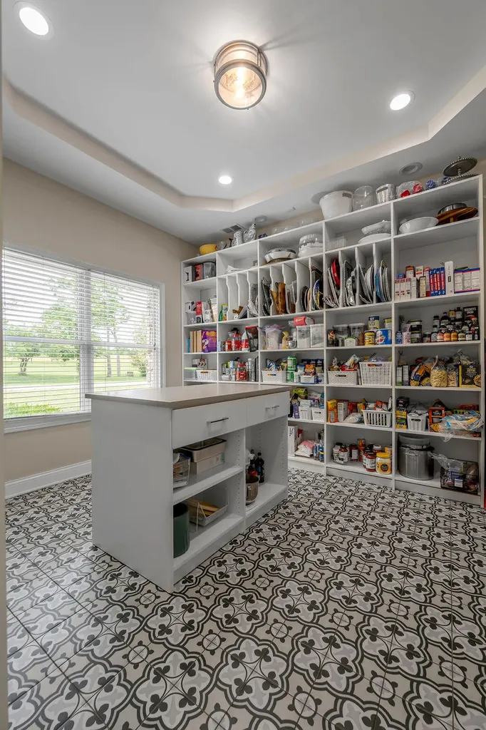 231 Creek Ridge Drive Nicholasville KY 40356