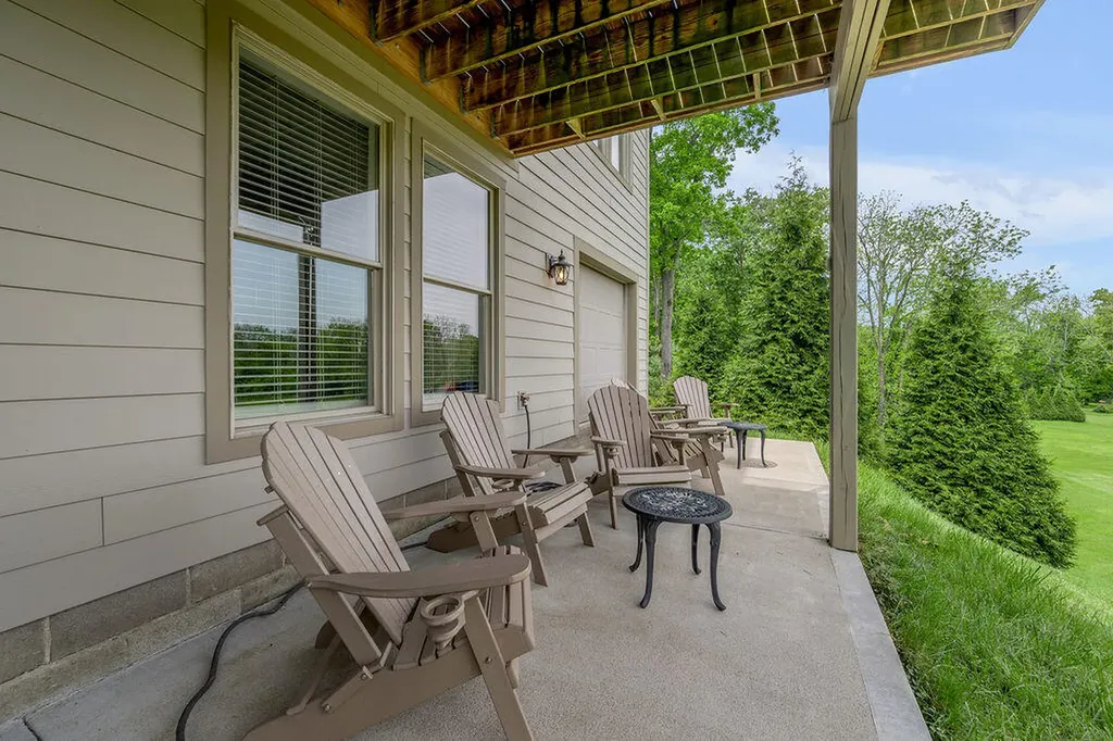 231 Creek Ridge Drive Nicholasville KY 40356