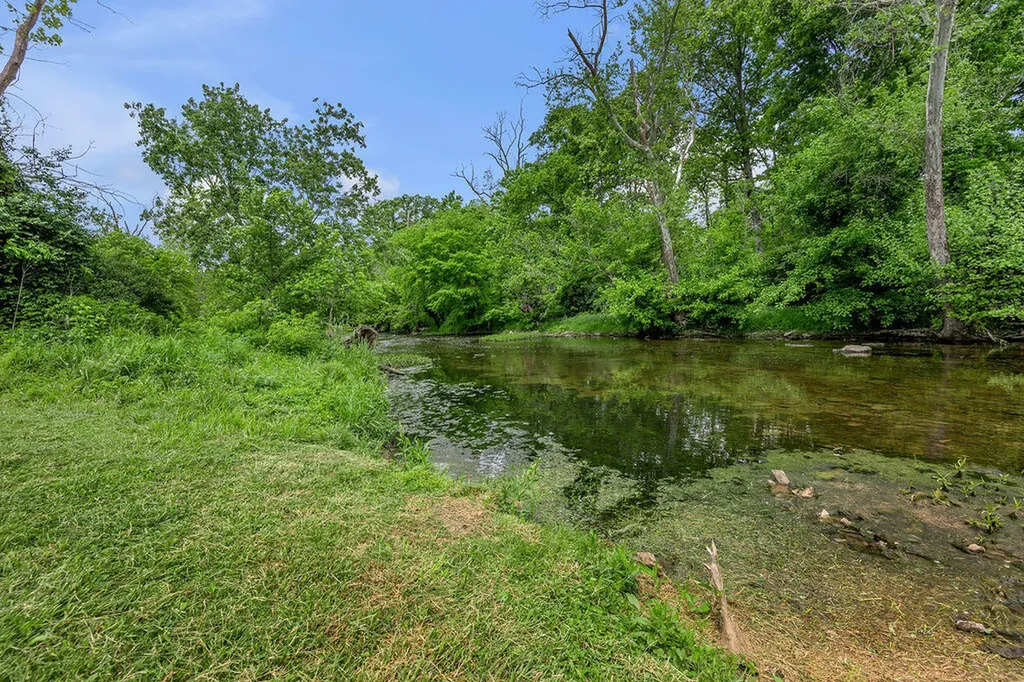 231 Creek Ridge Drive Nicholasville KY 40356