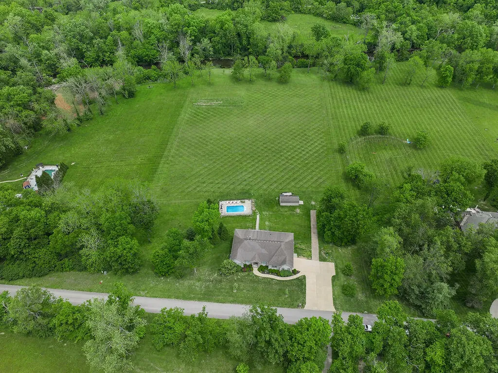 231 Creek Ridge Drive Nicholasville KY 40356