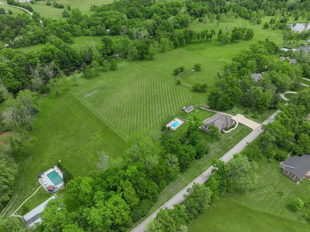 231 Creek Ridge Drive Nicholasville KY 40356