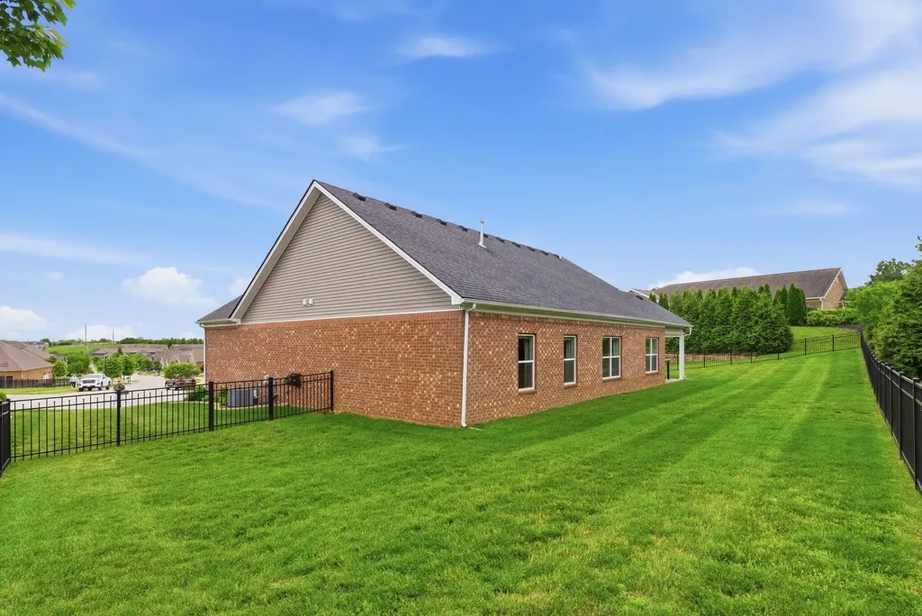 321 Patmore Lane Nicholasville KY 40356