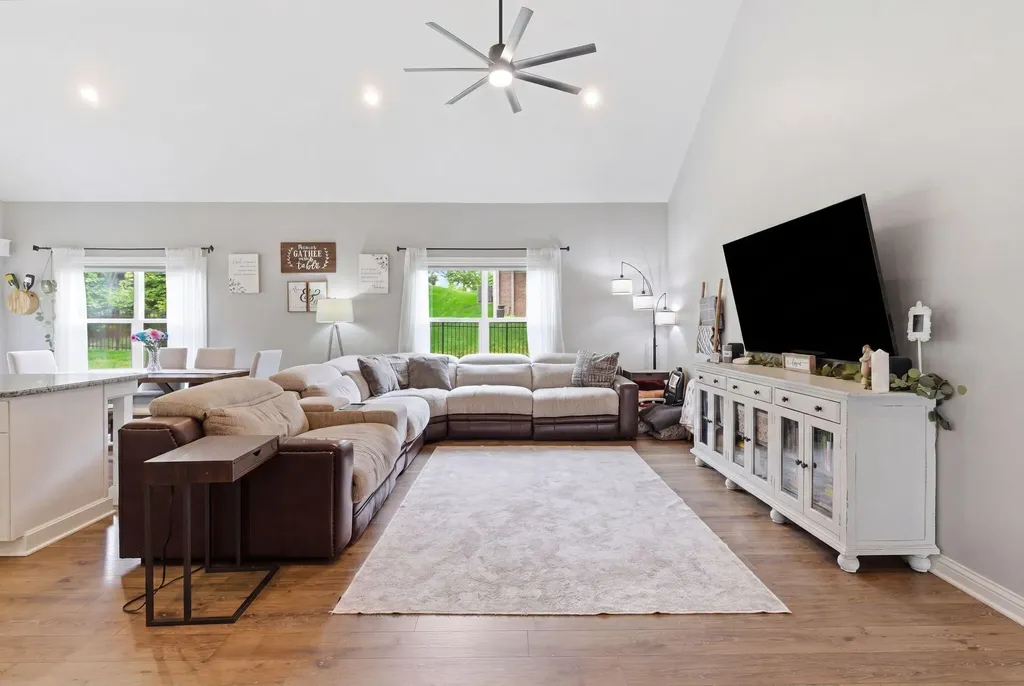 321 Patmore Lane Nicholasville KY 40356